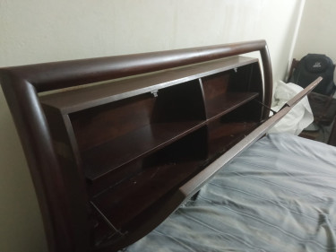 Queen Bed With Storage In Headboard