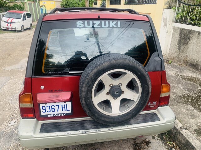 Suzuki Sidekick
