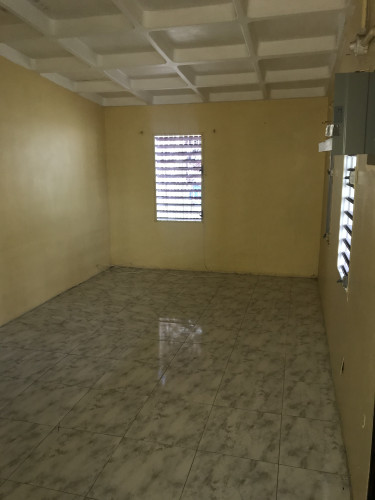 2 Bedroom 1 Bathroom For Rent (6 Months) Hughenden