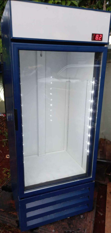 Large Commercial Display Cooler  (cools Well, Led 
