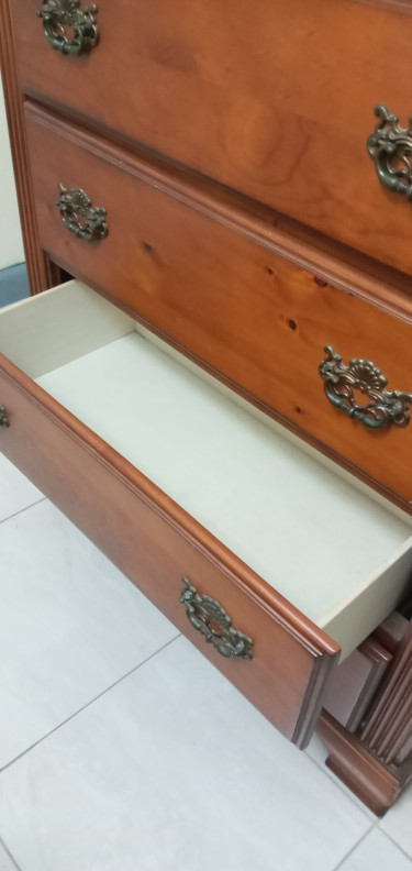 CHEST OF DRAWERS (delivery Available)