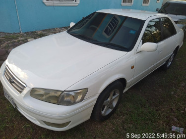 2000 Toyota Camry 