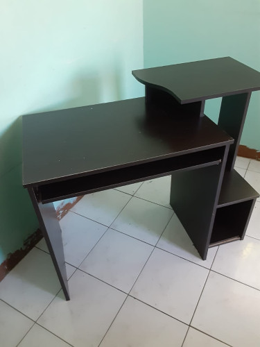 Computer/study Desk