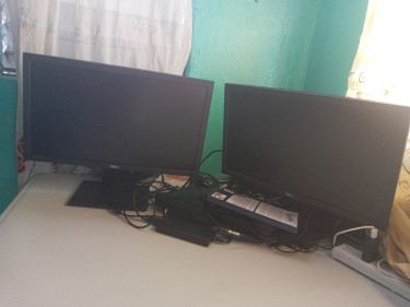 Dell Monitors, Only Used For 2 Months