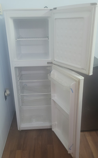 Frigidaire Energy Saving Refrigerator