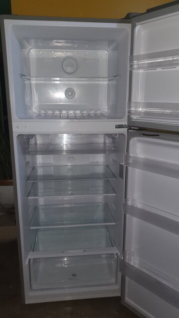15 Cu Ft Silver Refrigerator