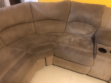 Sectional Reclinable Sofa