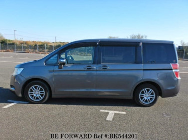 Honda Stepwagon 2012