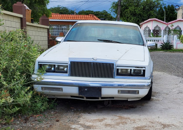 1989 Chrysler New Yorker 