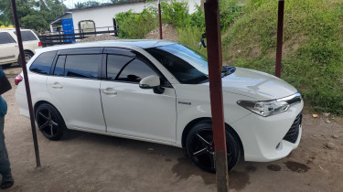 2016 Toyota Fielder Hybrid 