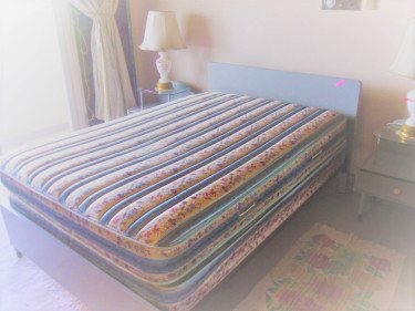 DOUBLE BED MATTRESS WITH HEADBOARD 
