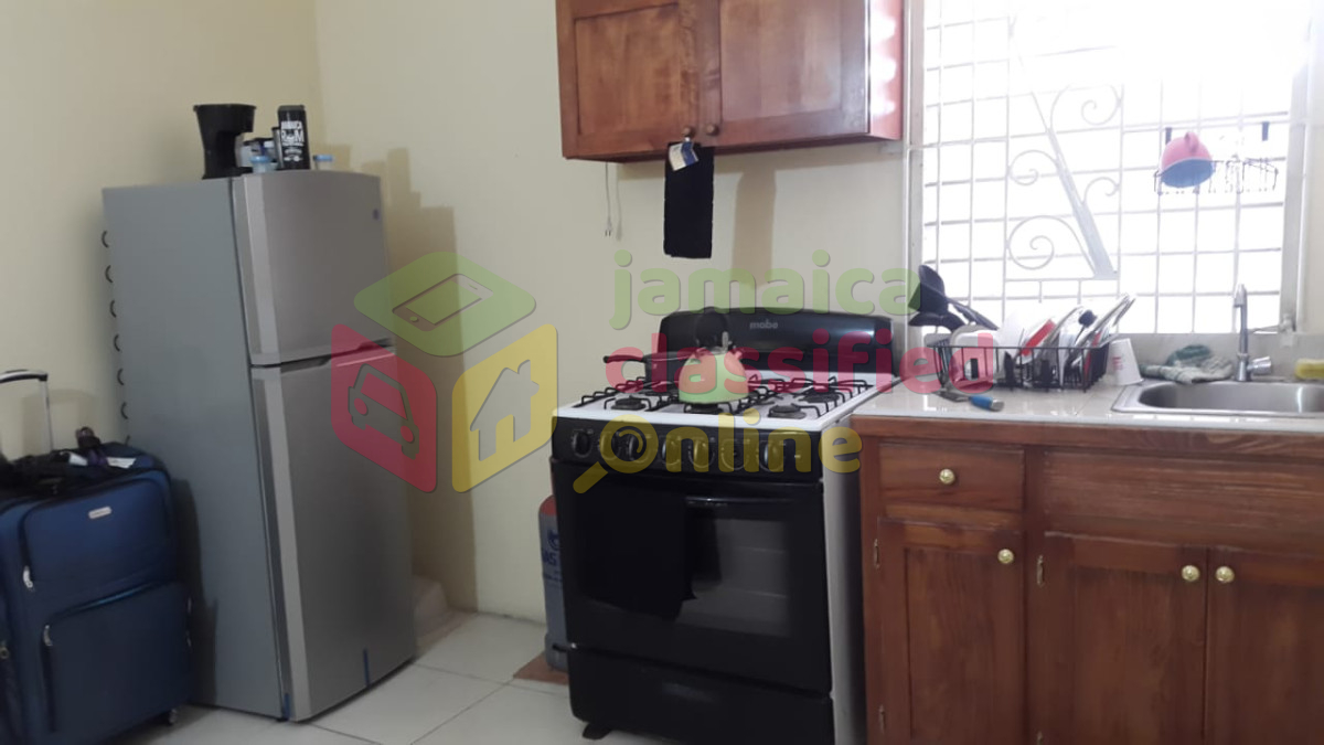 1-bedroom-apt-includes-utilities-73k-for-rent-in-mona-kingston-6