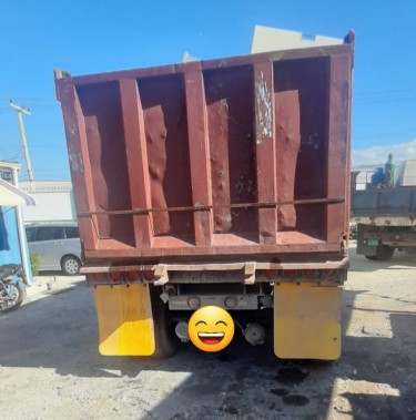 10 Wheeler Tipper Truck (Dump Truck) - Sterling