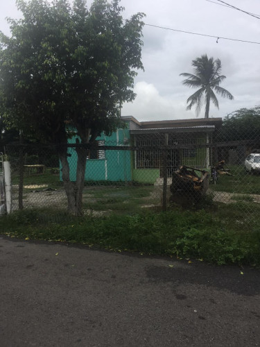  5 1/2 Acre For Sale, Spanish Town