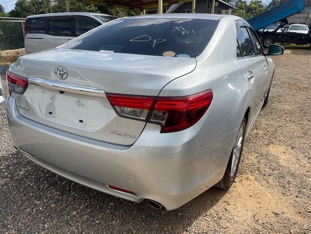 2014 TOYOTA MARK X PREMIUM