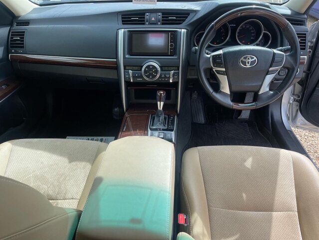 2014 TOYOTA MARK X PREMIUM