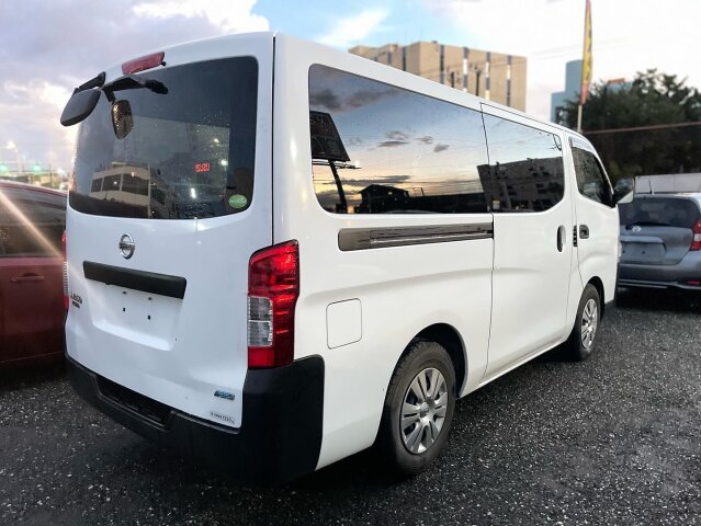 2015 Nissan NV350 Caravan