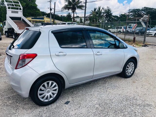 2013 TOYOTA VITZ