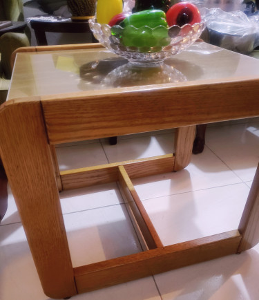 Pine Executive Chair And Coffee Table W/glass 