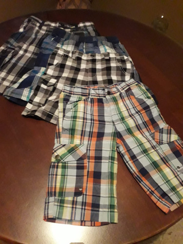 CHEAP AND NICE CHILDREN CLOTHING FOR SALE 