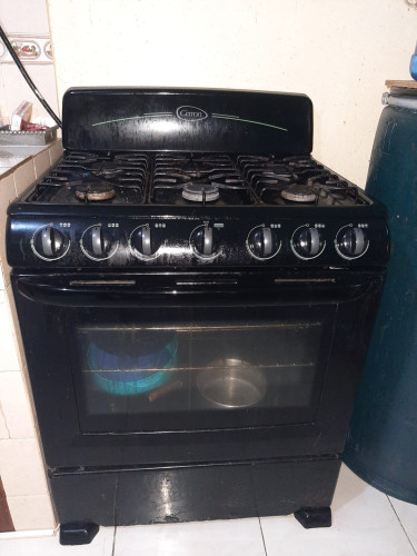 Slightly USED STOVE FOR SALE 