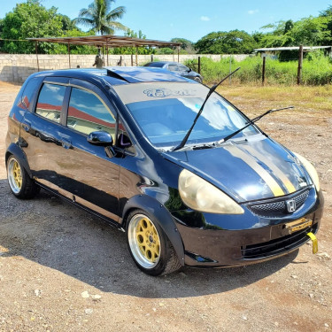 2005 Honda Fit 