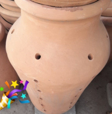 CLAY POTS FOR SALE,  CALL 876-416-4027 