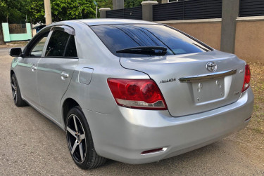 2010 Toyota Allion