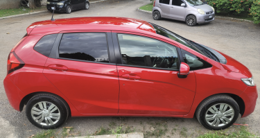 2016 Red Honda Fit