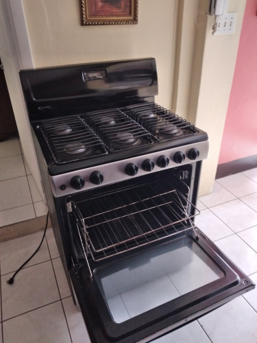 Stove Whirlpool 6 Burner With Oven 