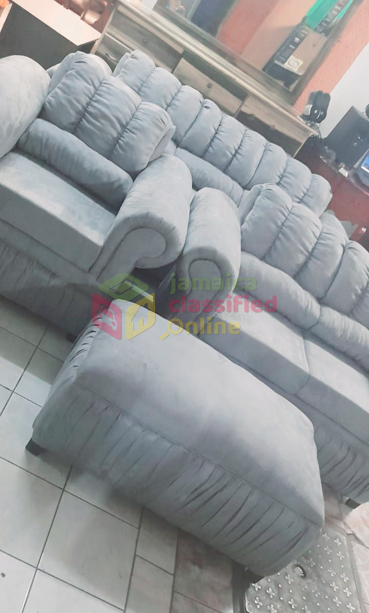 SOFA SETS FOR SALE,. CALL 8764164027 New Kingston