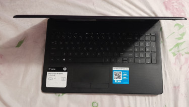 HP Laptop 15-db0xxx 930GB