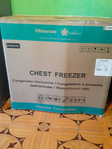 Hisense Chest Freezer, 6.7 Cubic, White .