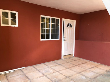 1 Bedroom Apartment In Gated Community