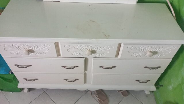 White 7 Draw Dresser