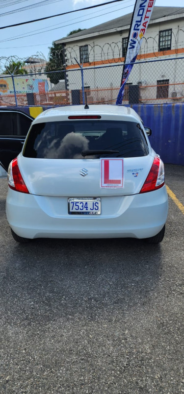 2014 White Suzuki Swift For Sale 