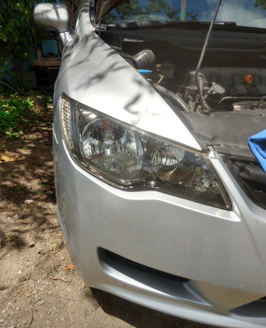 Professional Headlight Cleaning Services 