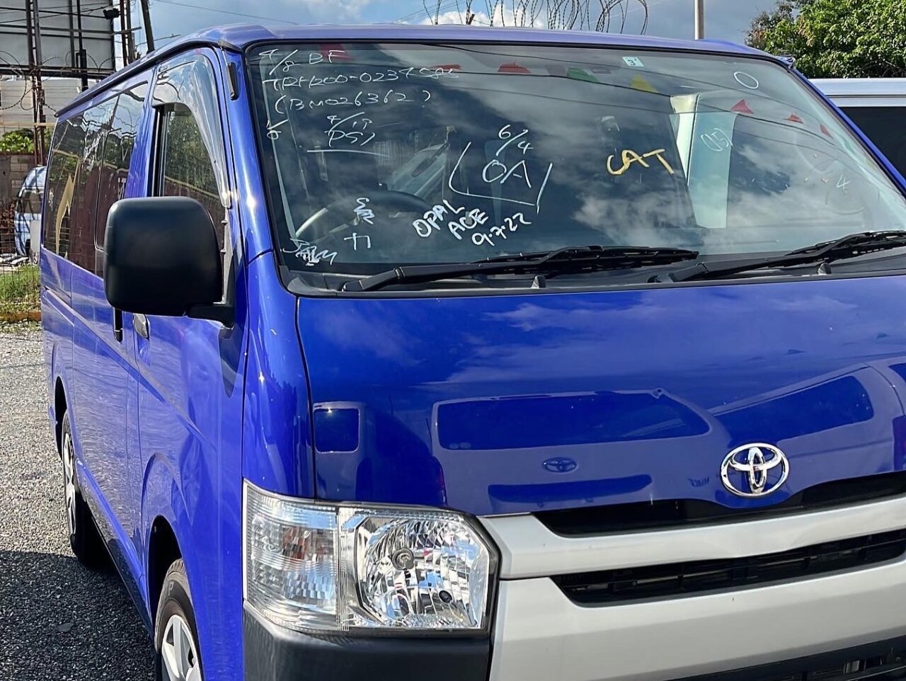 2016 Hiace Petrol