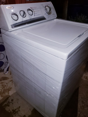 Clean And Powerful Old School Washing Machine!!! 