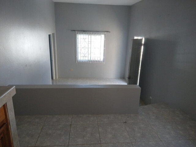 New Unfurnished 1 Bedroom Apartment.