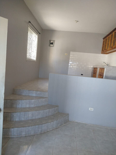 New Unfurnished 1 Bedroom Apartment.