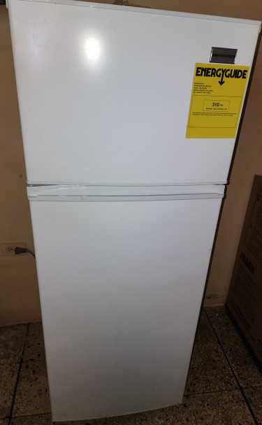 Small Mastertech Refrigerator