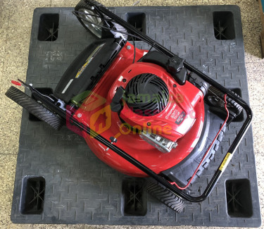 Gas Push Lawn Mower With Rear Bag