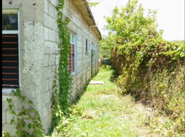 Unfinished 3 Bedroom 2 Bathroom House