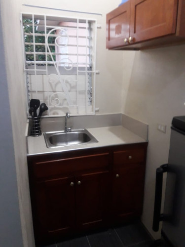 1 Bedroom Studio Apt (Utilities Incl) (Unfurnish)