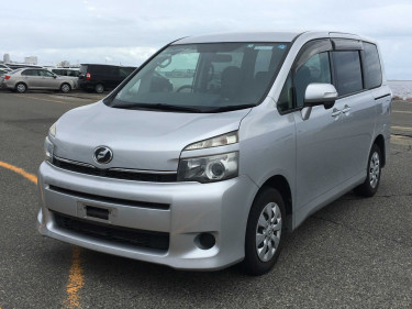 TOYOTA VOXY 2013 X L EDITION For Sale, Newly Impor