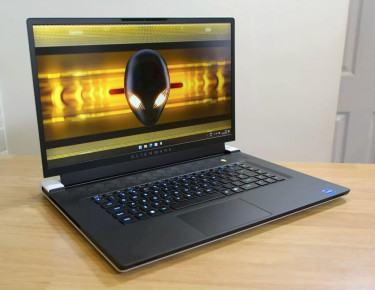 Alienware Laptop X17 R2