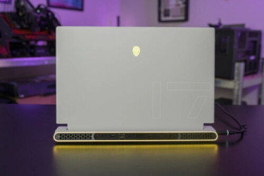 Alienware Laptop X17 R2