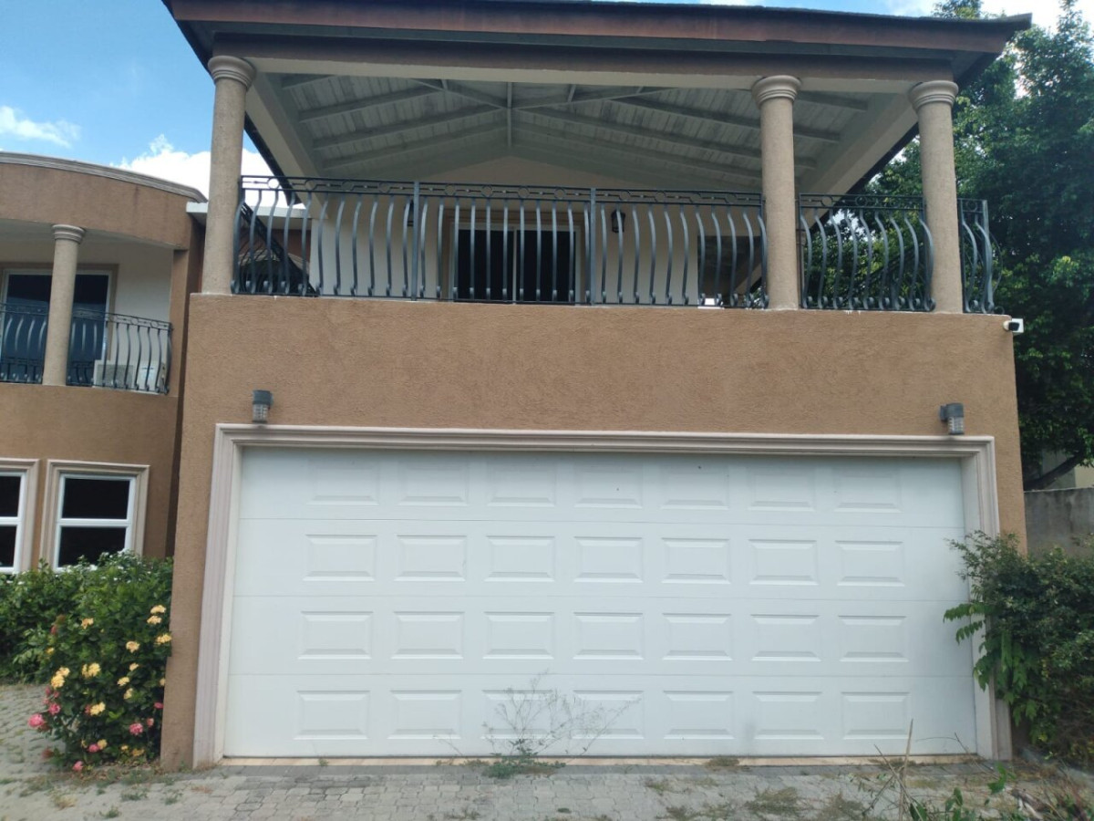 For Rent 4 Bedroom House Gloucester Avenue