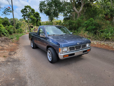 1994 Nissan Pickup